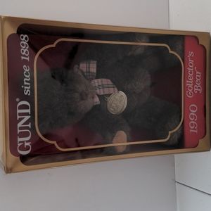 1990 Gund Bear